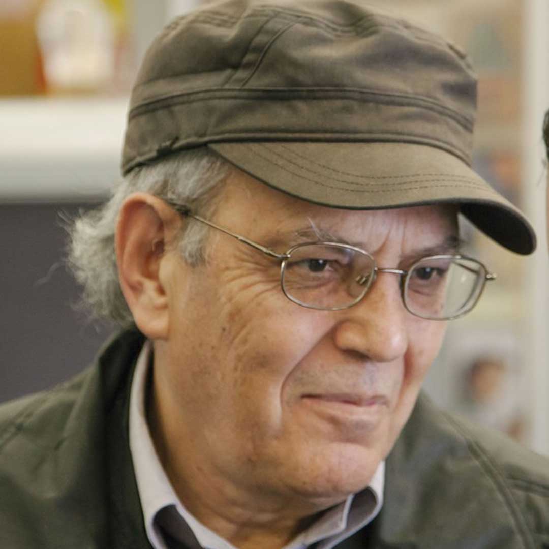 gia-ena-kokkino-theodosiou-d